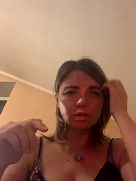 Snapshot of Ella_Pearlie chatting on September 25, 6:03 pm Ella Pearlie online show from September 25, 6:03 pm