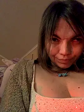 Snapshot of Ella_Pearlie chatting on October 10, 3:18 am Ella Pearlie online show from October 10, 3:18 am