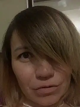 Snapshot of Ella_Pearlie chatting on February 28, 4:42 pm Ella Pearlie online show from February 28, 4:42 pm