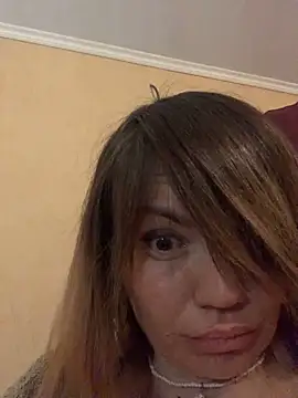 Snapshot of Ella_Pearlie chatting on February 27, 11:26 pm Ella Pearlie online show from February 27, 11:26 pm