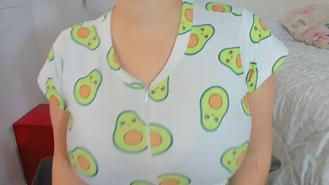 Snapshot of ValeeryRose_ chatting on March 16, 12:33 pm ValeeryRose online show from March 16, 12:33 pm