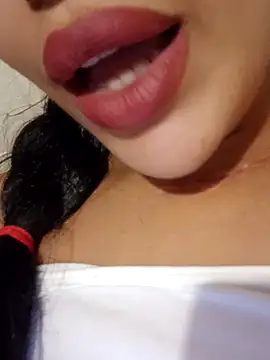 Sexlove1xo online show from November 8, 6:44 pm