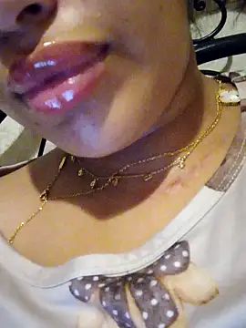 Snapshot of Sexlove1xo chatting on June 24, 5:11 pm Sexlove1xo online show from June 24, 5:11 pm