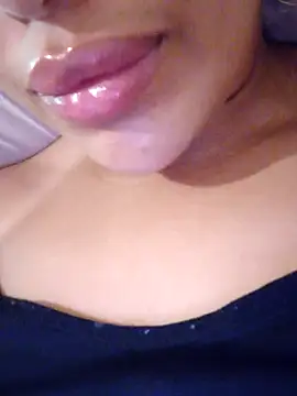 Snapshot of Sexlove1xo chatting on October 17, 9:56 am Sexlove1xo online show from October 17, 9:56 am
