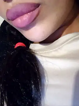 Sexlove1xo online show from November 18, 4:43 pm