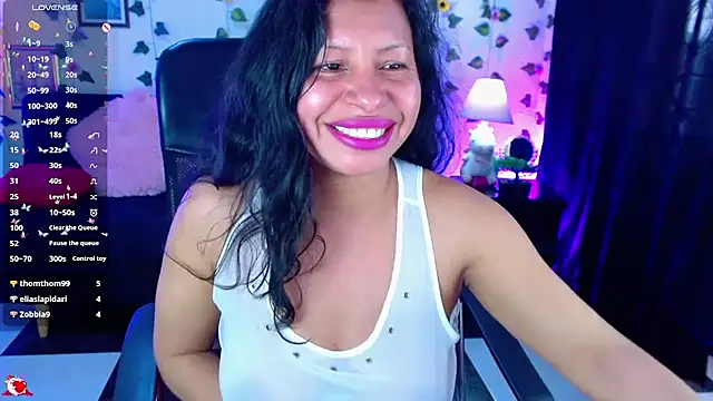 Snapshot of AbbyPrincessAGT chatting on July 13, 9:47 pm AbbyPrincessAGT online show from July 13, 9:47 pm
