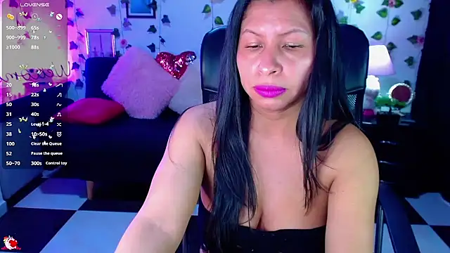 AbbyPrincessAGT online show from May 26, 10:30 pm