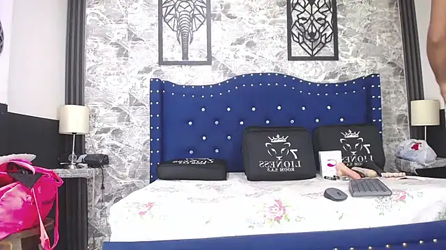 Snapshot of miha_sex91 chatting on October 9, 7:14 pm miha sex91 online show from October 9, 7:14 pm