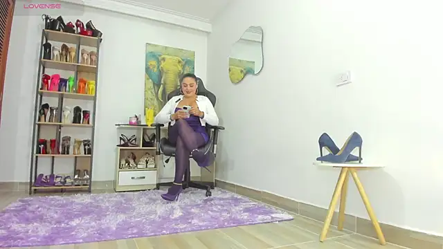 Camillevegas online show from November 5, 12:47 am