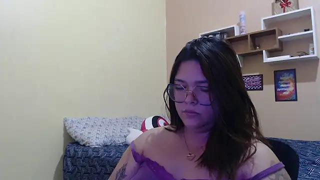 GoddessChaar online show from January 9, 10:00 am