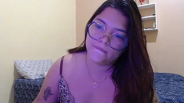 GoddessChaar online show from January 7, 11:15 am