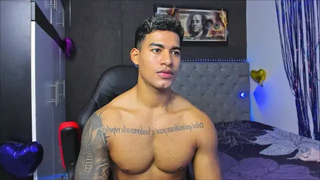 luigi hot  online show from July 6, 3:03 pm
