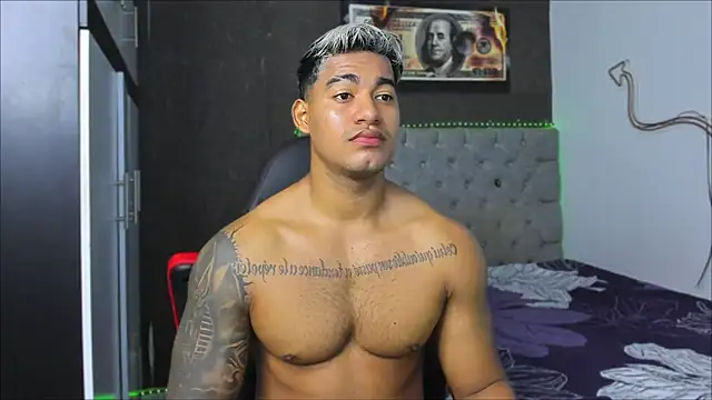 luigi hot  online show from April 14, 5:18 pm