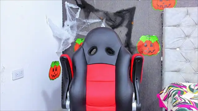 luigi hot  online show from October 13, 9:00 am