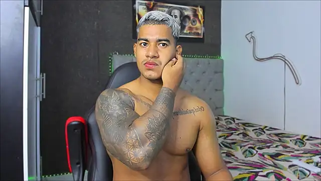 luigi hot  online show from February 17, 2:14 pm