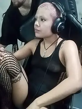 Snapshot of LA_SRA_M_ chatting on March 9, 2:18 am LA SRA M online show from March 9, 2:18 am