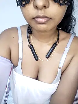 Snapshot of Ashugril_hot chatting on November 4, 7:56 am Ashugril hot online show from November 4, 7:56 am