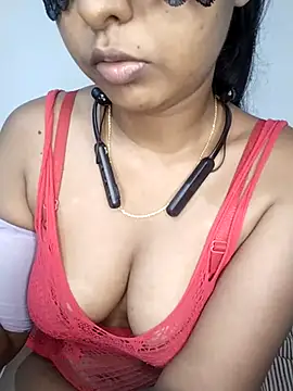 Snapshot of Ashugril_hot chatting on October 30, 8:12 am Ashugril hot online show from October 30, 8:12 am