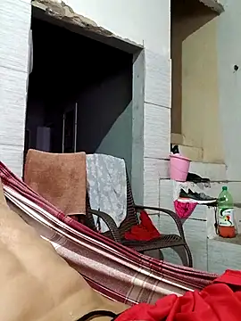 Snapshot of 39januario chatting on February 19, 3:03 am 39januario online show from February 19, 3:03 am