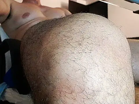 SAMJACBO28 online show from April 22, 2:51 am