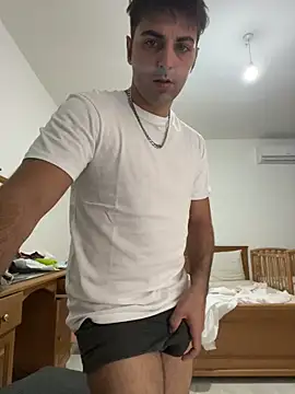 Snapshot of mikekmi21 chatting on October 10, 1:01 pm mikekmi21 online show from October 10, 1:01 pm