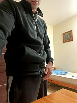 mikekmi21 online show from December 16, 11:36 am