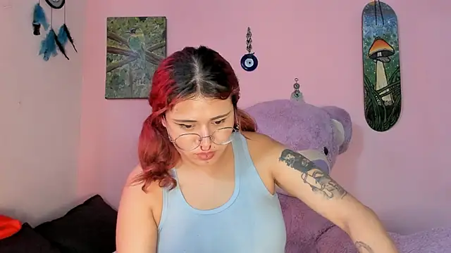 Maddy Jhonsson online show from March 2, 10:38 pm