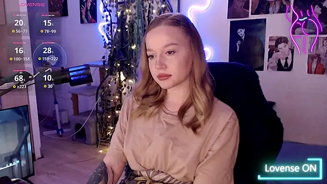 lissallor  online show from February 25, 1:10 pm