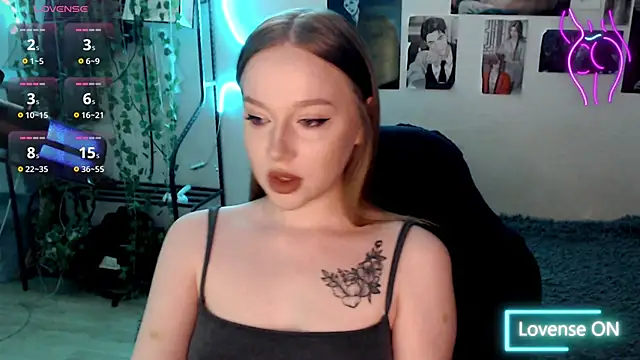 lissallor  online show from February 20, 11:32 pm