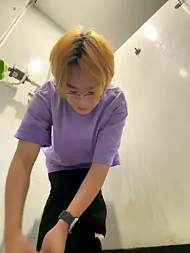 Snapshot of Anson0722 chatting on October 30, 3:31 pm Anson0722 online show from October 30, 3:31 pm