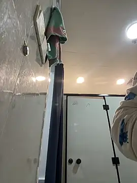 Snapshot of Anson0722 chatting on November 13, 3:49 pm Anson0722 online show from November 13, 3:49 pm