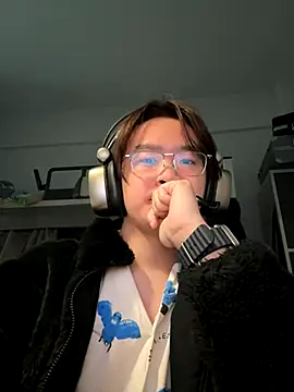 Snapshot of Anson0722 chatting on November 3, 2:39 am Anson0722 online show from November 3, 2:39 am