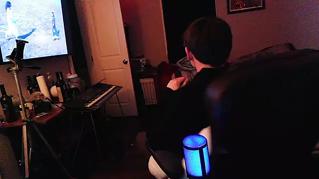 Snapshot of JCstrings chatting on February 24, 3:02 am JCstrings online show from February 24, 3:02 am