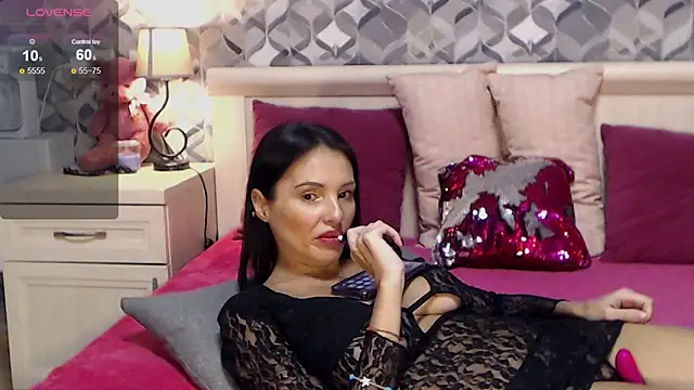 Nico1e Smith online show from December 16, 6:06 am