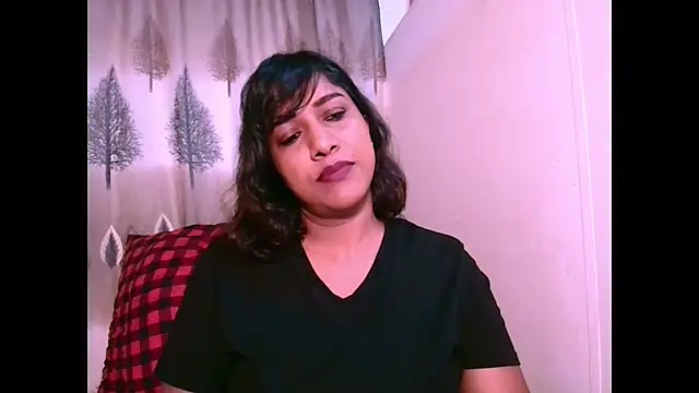 Snapshot of Indian_Erotic69 chatting on March 18, 5:02 am Indian Erotic69 online show from March 18, 5:02 am