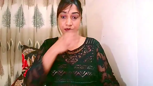 Snapshot of Indian_Erotic69 chatting on July 10, 5:07 am Indian Erotic69 online show from July 10, 5:07 am