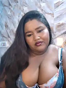 horny diana online show from April 12, 5:05 pm