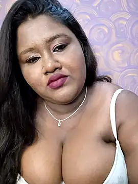 horny diana online show from May 17, 5:24 pm