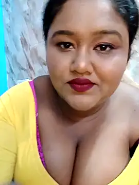 Snapshot of horny_diana chatting on February 17, 5:54 pm horny diana online show from February 17, 5:54 pm