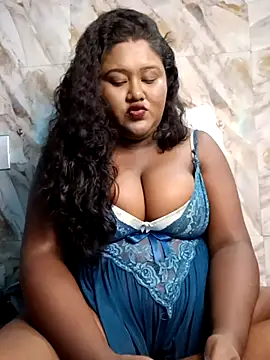 Snapshot of horny_diana chatting on September 25, 6:25 pm horny diana online show from September 25, 6:25 pm
