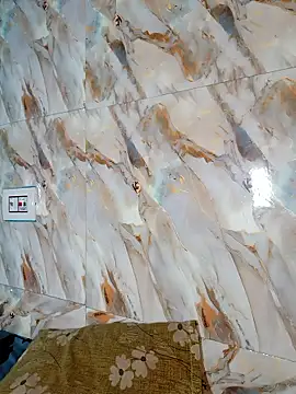 Snapshot of horny_diana chatting on February 26, 6:30 pm horny diana online show from February 26, 6:30 pm