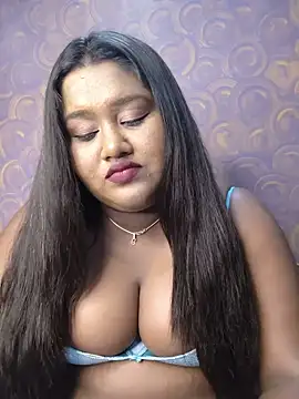 Snapshot of horny_diana chatting on June 4, 5:28 pm horny diana online show from June 4, 5:28 pm