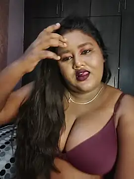 Snapshot of horny_diana chatting on June 28, 5:52 pm horny diana online show from June 28, 5:52 pm