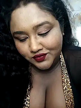 Snapshot of horny_diana chatting on October 5, 4:53 pm horny diana online show from October 5, 4:53 pm