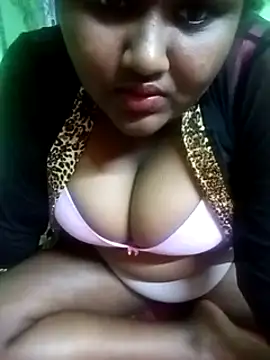 Snapshot of horny_diana chatting on March 18, 6:17 pm horny diana online show from March 18, 6:17 pm
