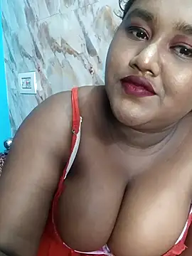 Snapshot of horny_diana chatting on January 9, 7:21 pm horny diana online show from January 9, 7:21 pm