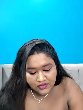 horny diana online show from May 2, 6:02 pm