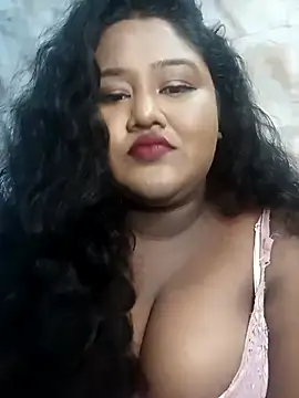 Snapshot of horny_diana chatting on October 3, 6:20 pm horny diana online show from October 3, 6:20 pm