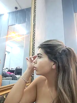 Bella Posh online show from October 23, 4:33 am