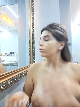 Bella Posh online show from November 13, 5:44 am